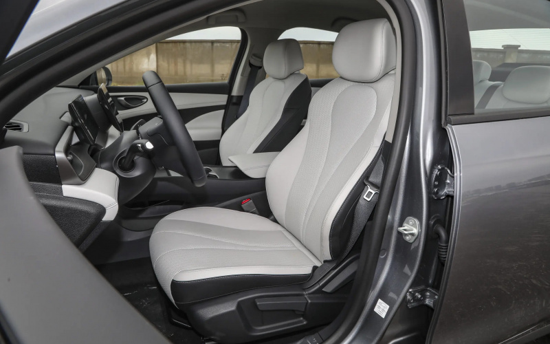 BYD Seal 05 DM-i фото задний диван