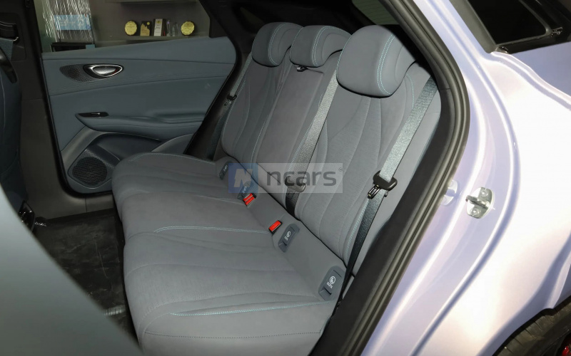 BYD Seal 06 GT фото задній диван
