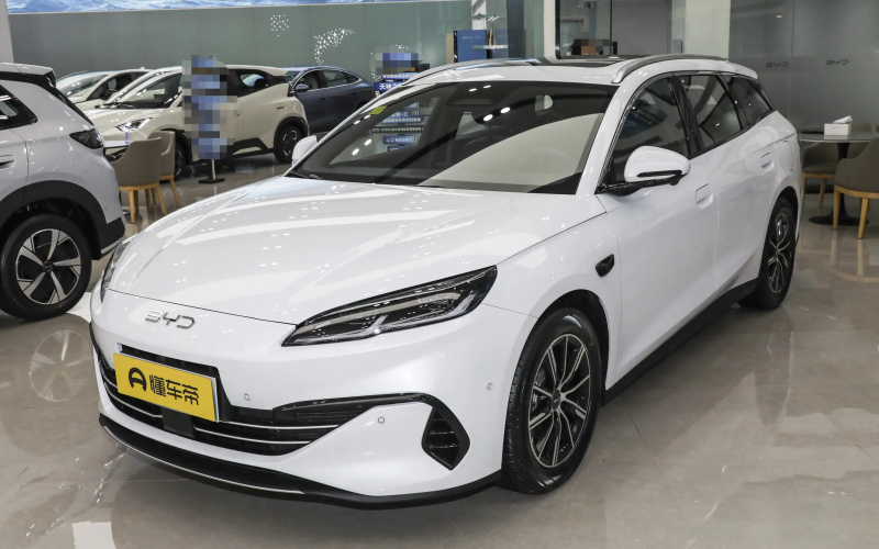 BYD Seal 06 GT DM-i фото спереди