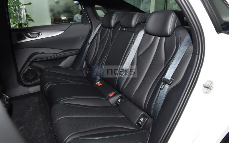 BYD Seal 06 фото задний диван