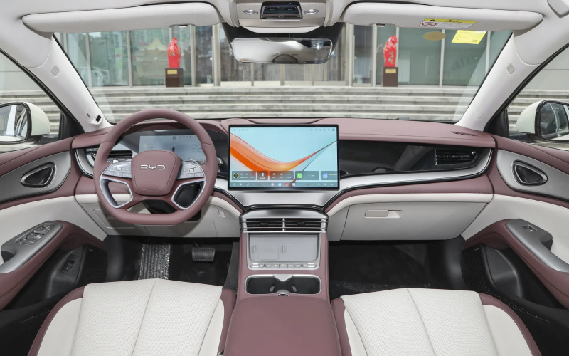 BYD Seal 07 фото салона