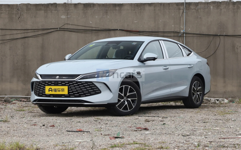 BYD Qin L DM-i фото спереду