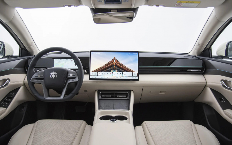 BYD Qin L фото салона