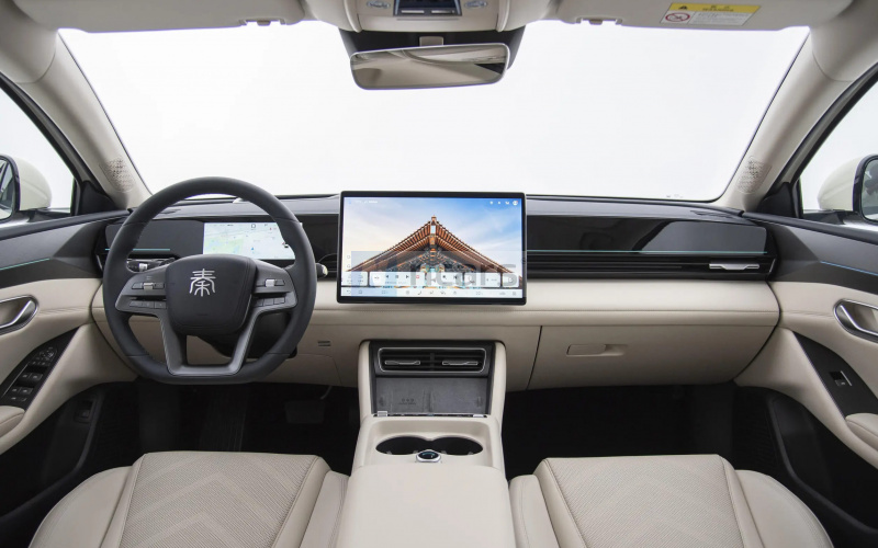 BYD Qin L фото салона