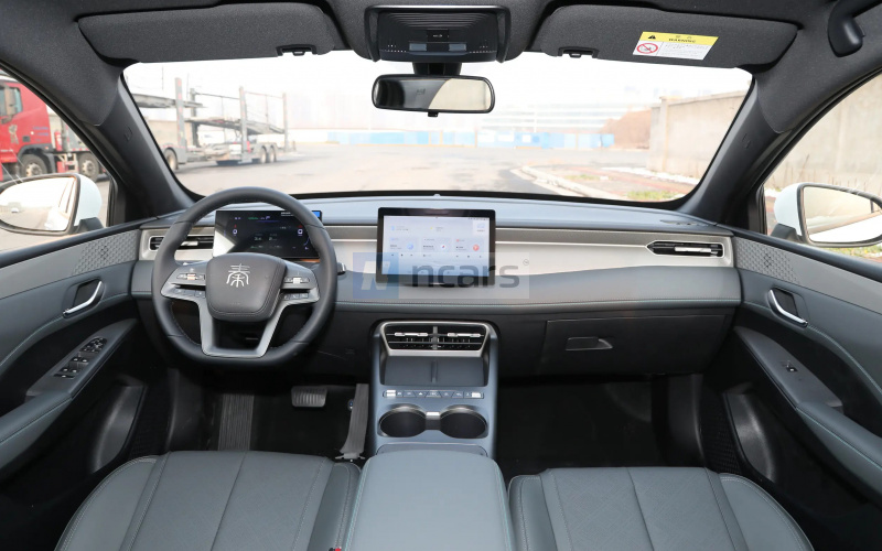 BYD Qin Plus DM-i фото салону