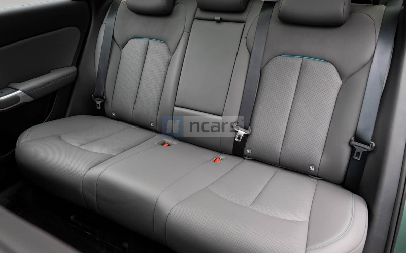 BYD Yuan Plus фото задній диван