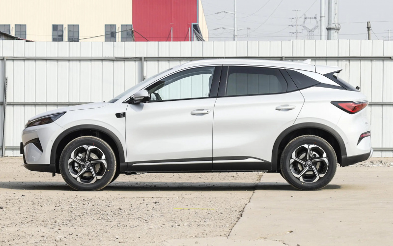 BYD Yuan Plus фото задній диван