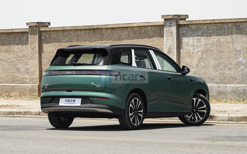 BYD Yuan Plus фото збоку