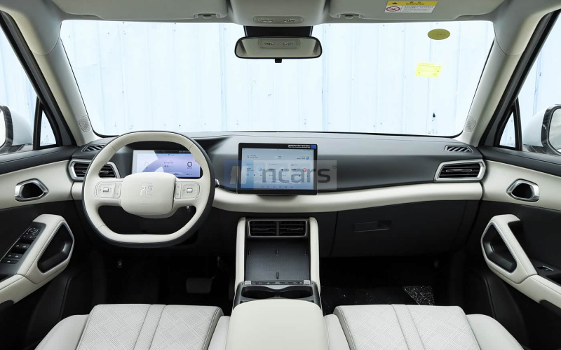 BYD Yuan Up фото салона