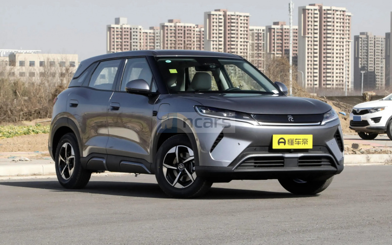 BYD Yuan Up фото салону