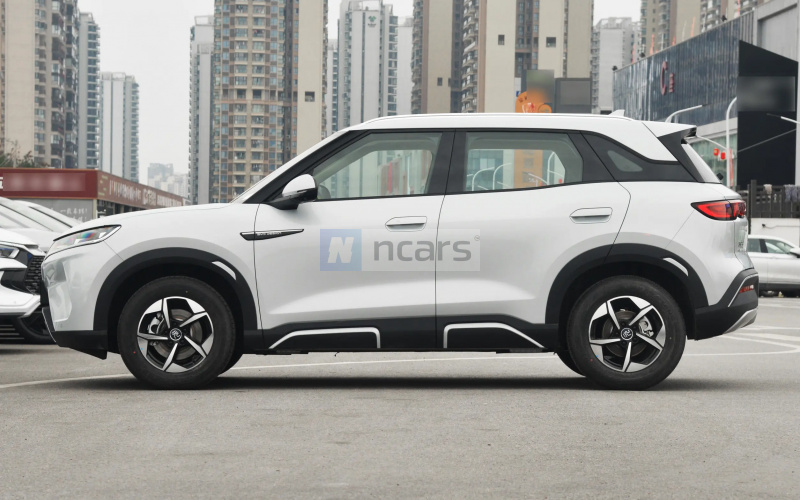 BYD Yuan Up фото задний диван