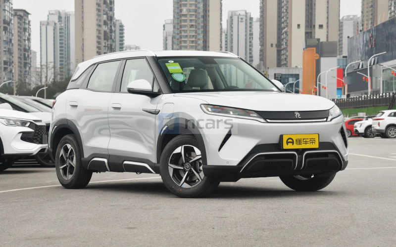 BYD Yuan Up фото салона