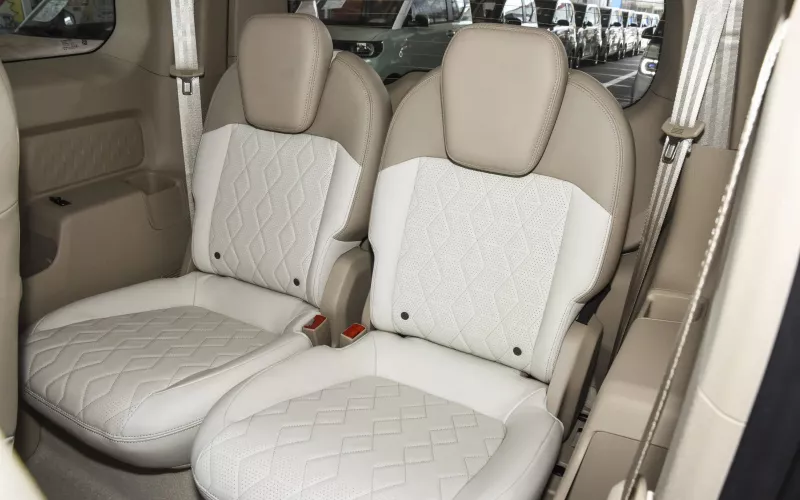 Baojun KIWI фото задний диван