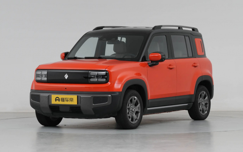 Baojun Yep Plus фото спереди