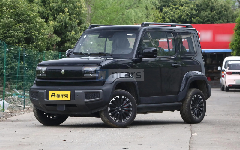 Baojun Yep фото спереди