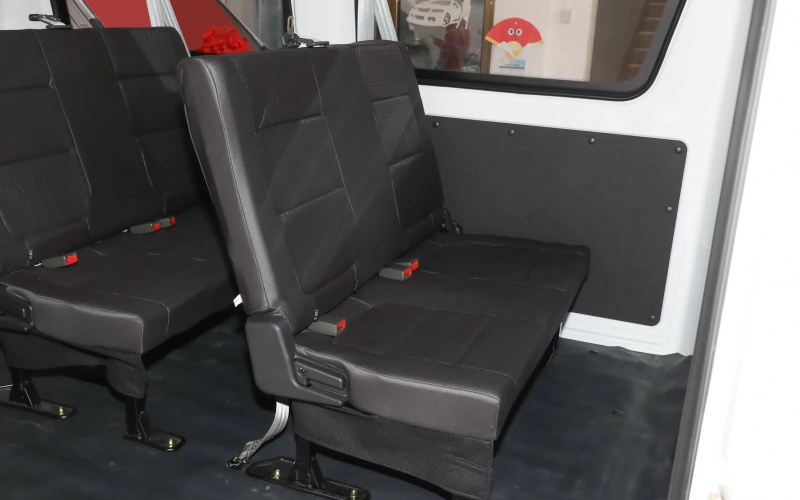 Changan EM60 фото задній диван