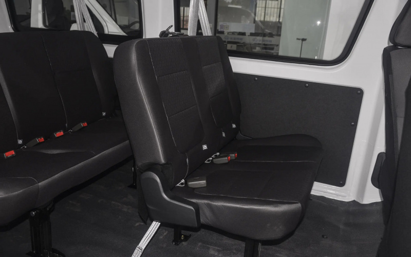 Changan EM 80  фото задній диван