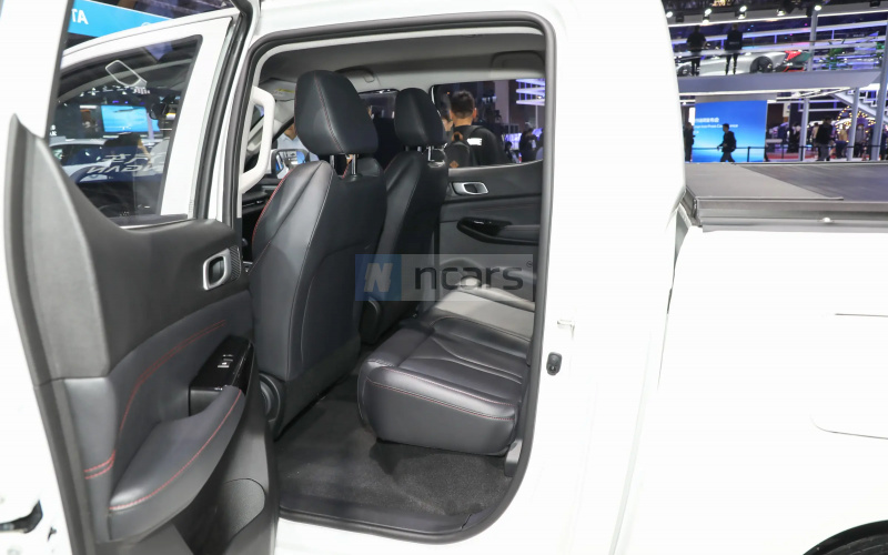 Changan Explorer фото задний диван