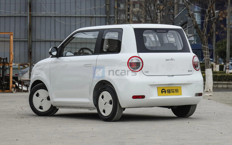Changan Lumin фото со стороны