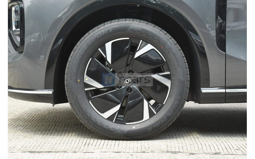 Qiyuan Q07 PHEV - 9