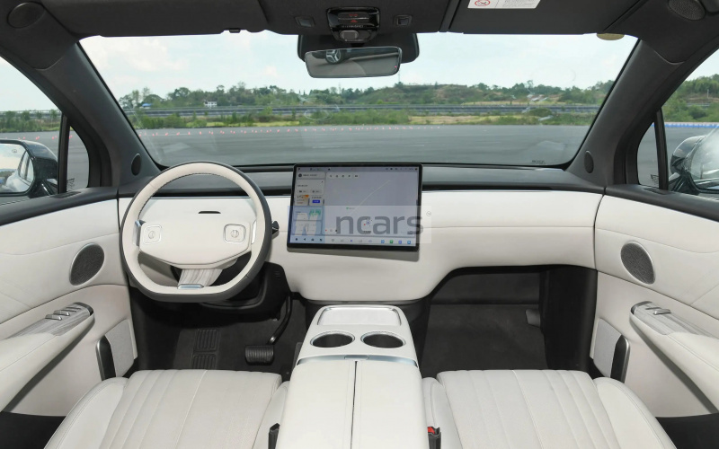 Changan Qiyuan E07 фото салона
