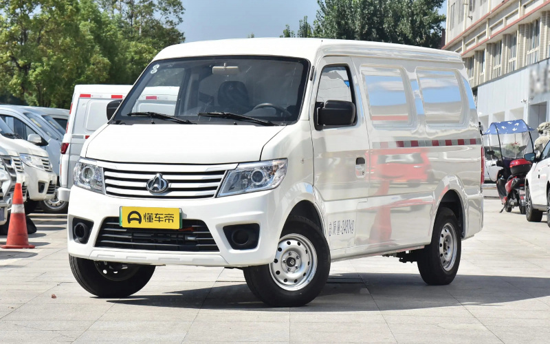 Changan Star 09 EV фото спереду