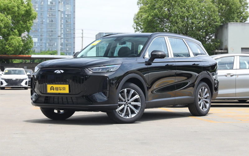 Chery Fulwin T9 фото спереду