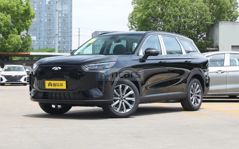 Chery Fulwin T9 фото спереду