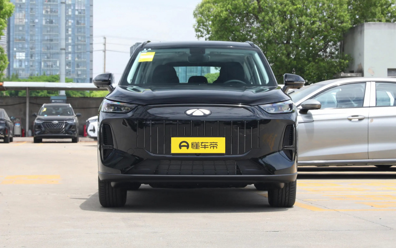 Chery Fulwin T9 фото збоку