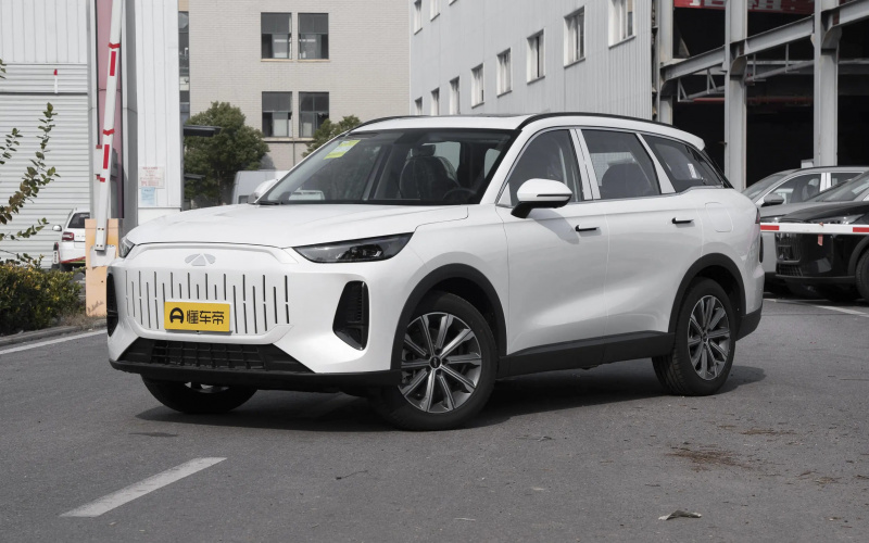 Chery Fulwin T9 фото спереди