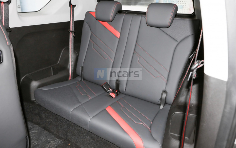 Chery Unbounded Pro фото задній диван