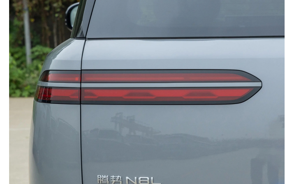 N8L DM - 11