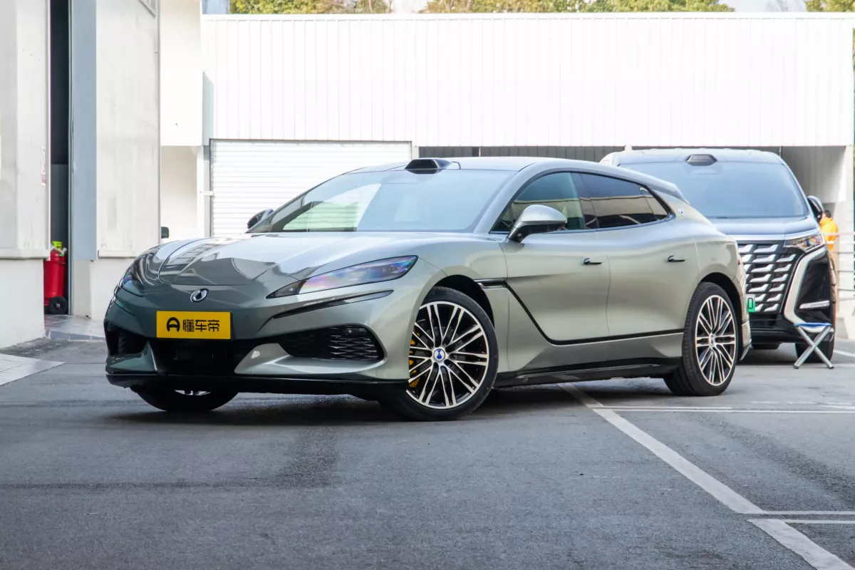 Придбати електромобіль Denza Z9 GT в Україні, ціна електрокара| NCars