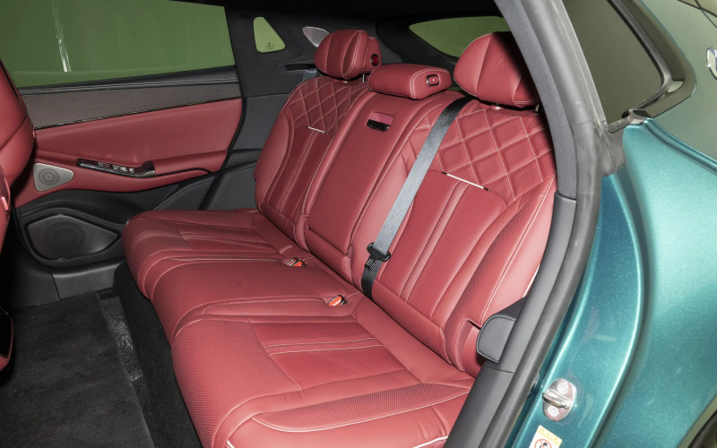 Denza Z9GT DM 2026 фото задній диван