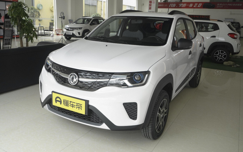 Dongfeng EX1 PRO фото спереду