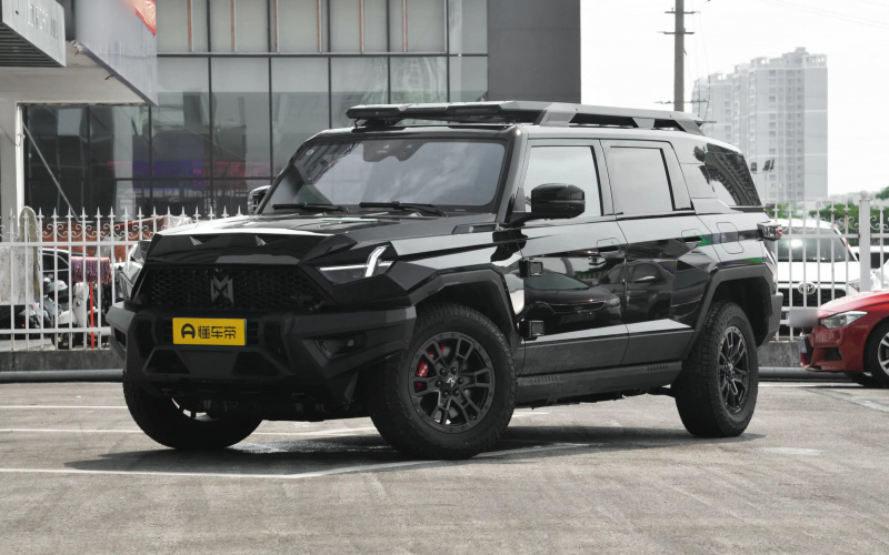 Dongfeng Warrior 917 фото спереди