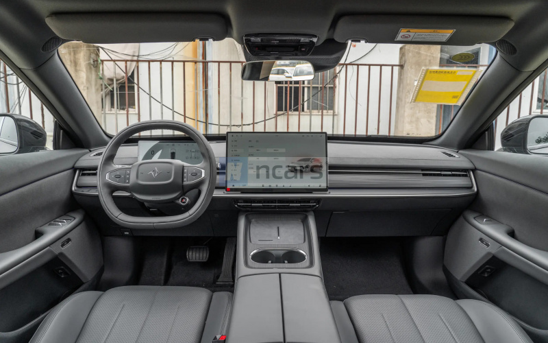 Dongfeng eπ007 DM фото салона