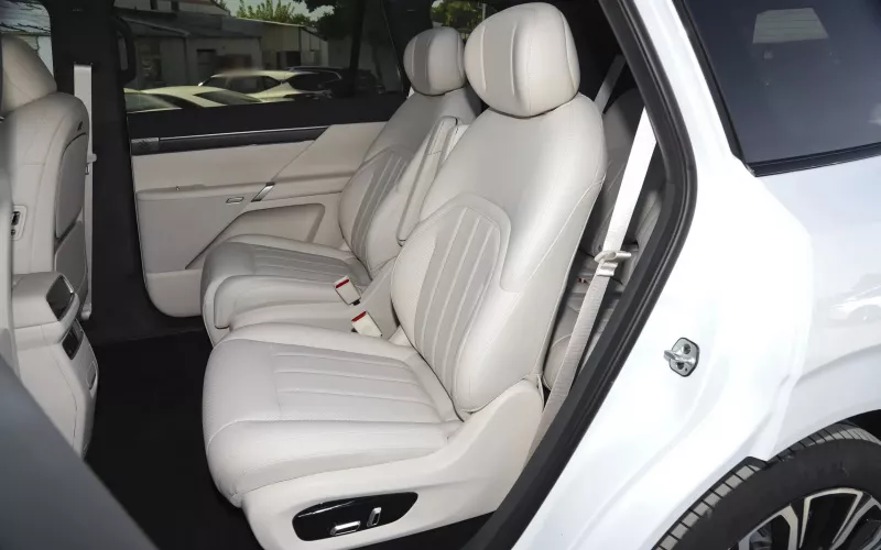 Dongfeng eπ 008 фото задній диван