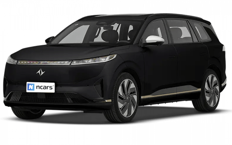 Dongfeng eπ008