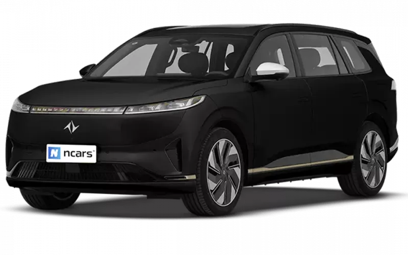 Dongfeng eπ008