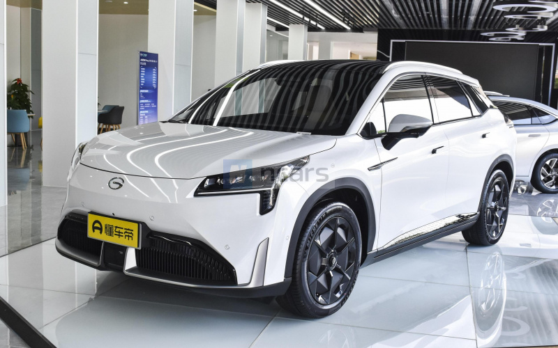 GAC Aion LX фото спереду