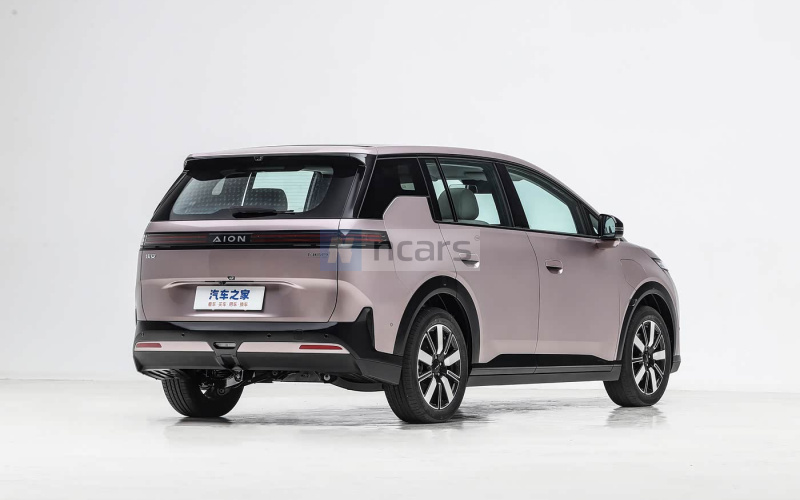 GAC Aion N60 фото со стороны