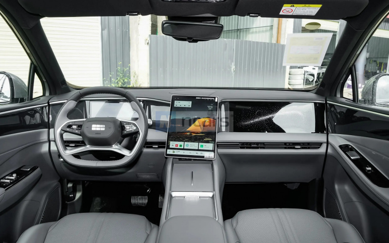 Geely Galaxy L7 фото салону