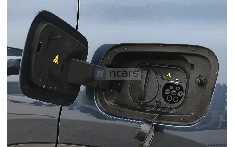 Galaxy M7 PHEV - 15