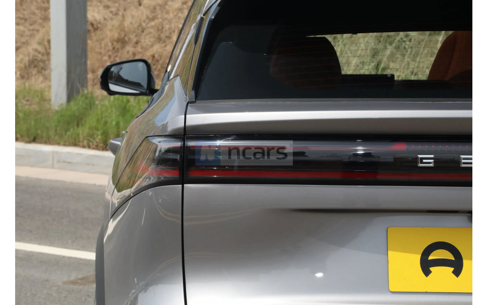 Galaxy M7 PHEV - 11