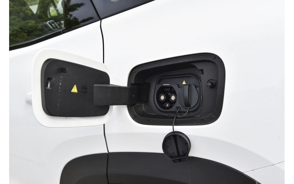 Galaxy M7 PHEV - 14