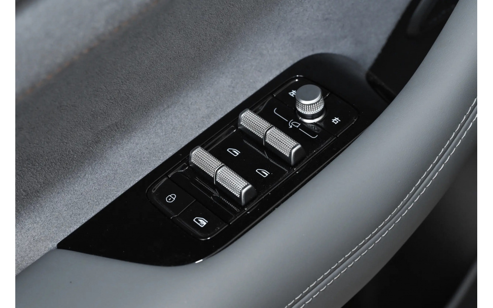 Galaxy M7 PHEV - 26