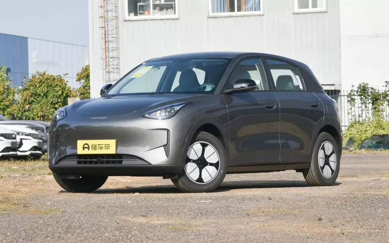 Geely Galaxy Star Wish фото спереду
