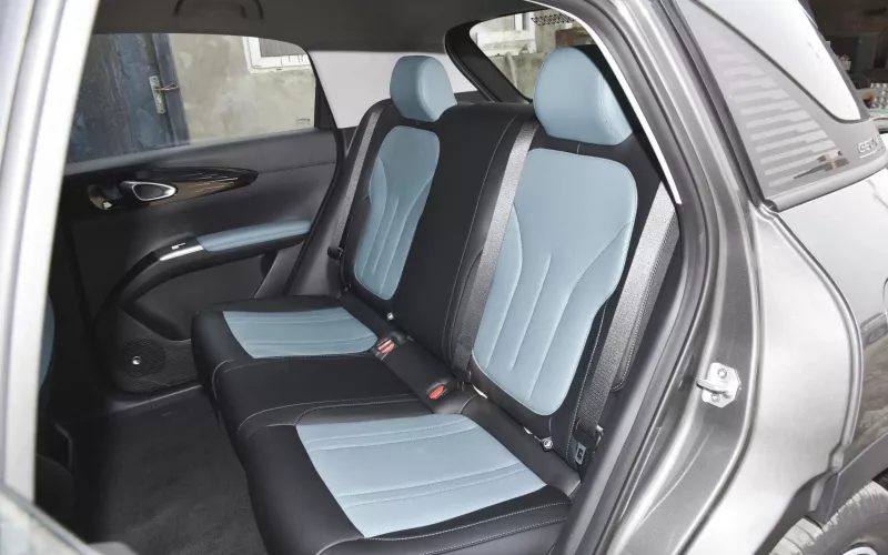 Geely Galaxy Star Wish фото задній диван