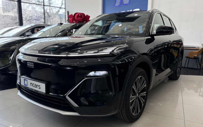 Geely Starship 7 EM-i фото спереду